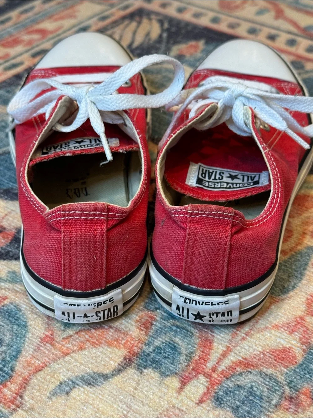 Converse classic low